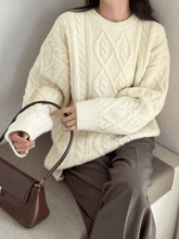 Pullover mit Rundhalsausschnitt und Zopfmuster
